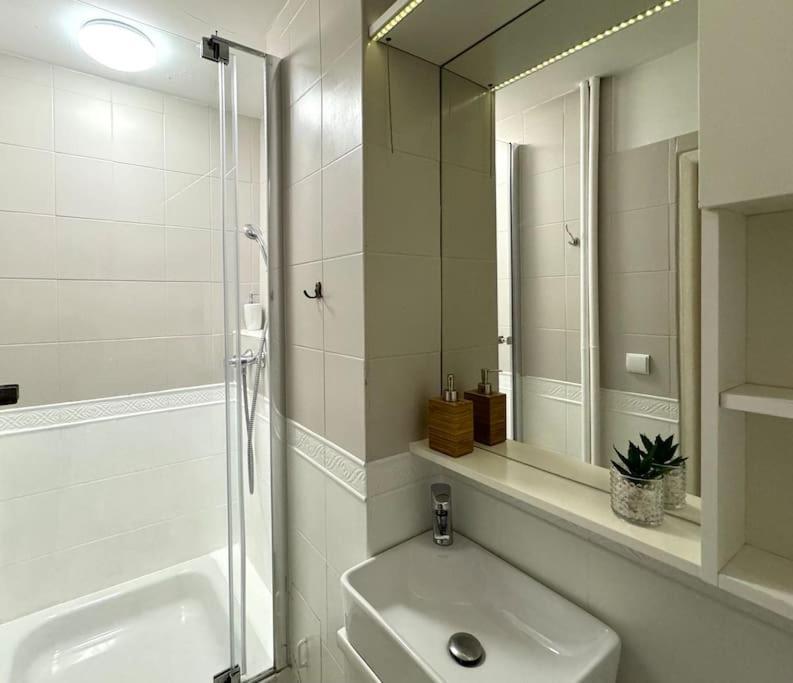 K22 Palac Kultury I Nauki /Bagno ワルシャワ エクステリア 写真
